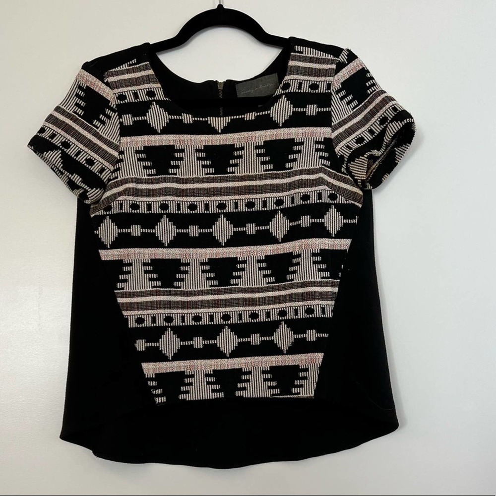 Sunday In Brooklyn Women’s Aztec-Like Pattern Size Small